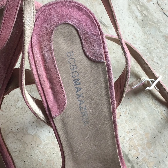 BCBG MaxAzria Rose and Tan Colored Suede Heels - Picture 6 of 8